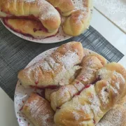 Булочки с джемом